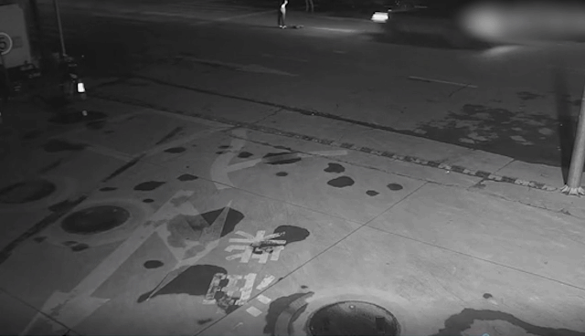 6435d04be00145a7ae78a219e339d0ff.gif