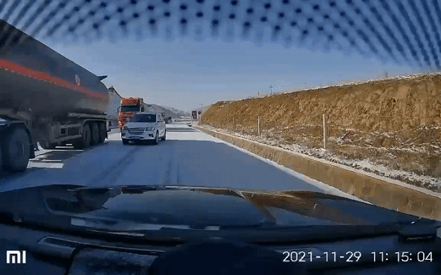 09815fc999a24a65a9185a4afd30415a.gif