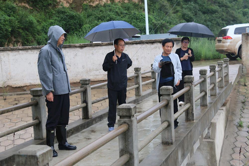 254baa0d880241fab2a885070fa0901c.jpg 254baa0d880241fab2a885070fa0901c.jpg