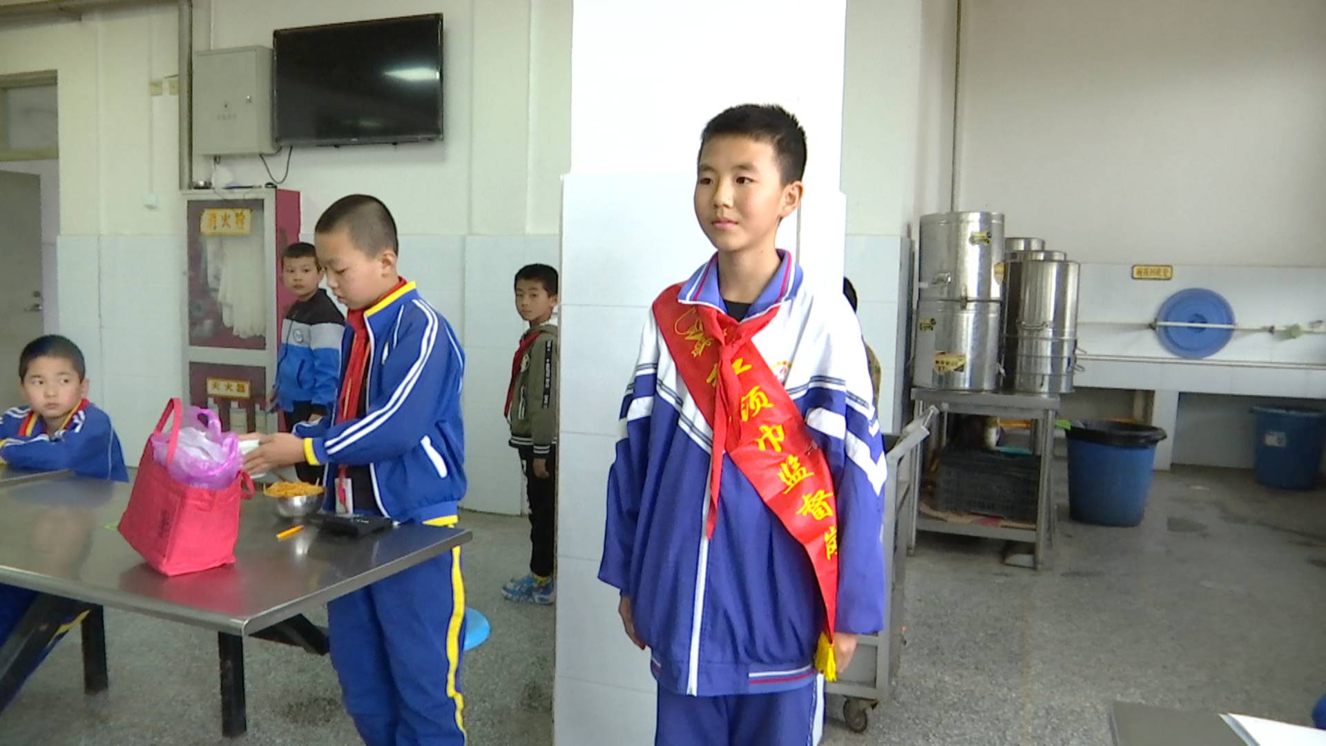 1602553691757068291.jpg 1602553691757068291.jpg