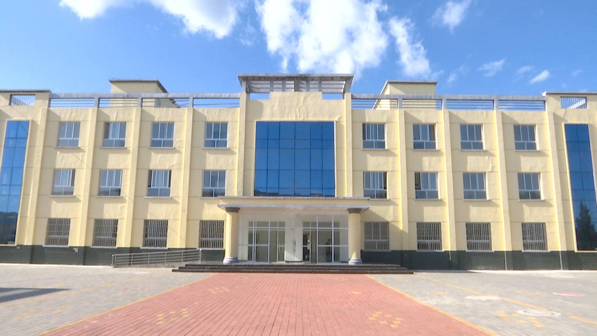 1603762357567082567.jpg 1603762357567082567.jpg