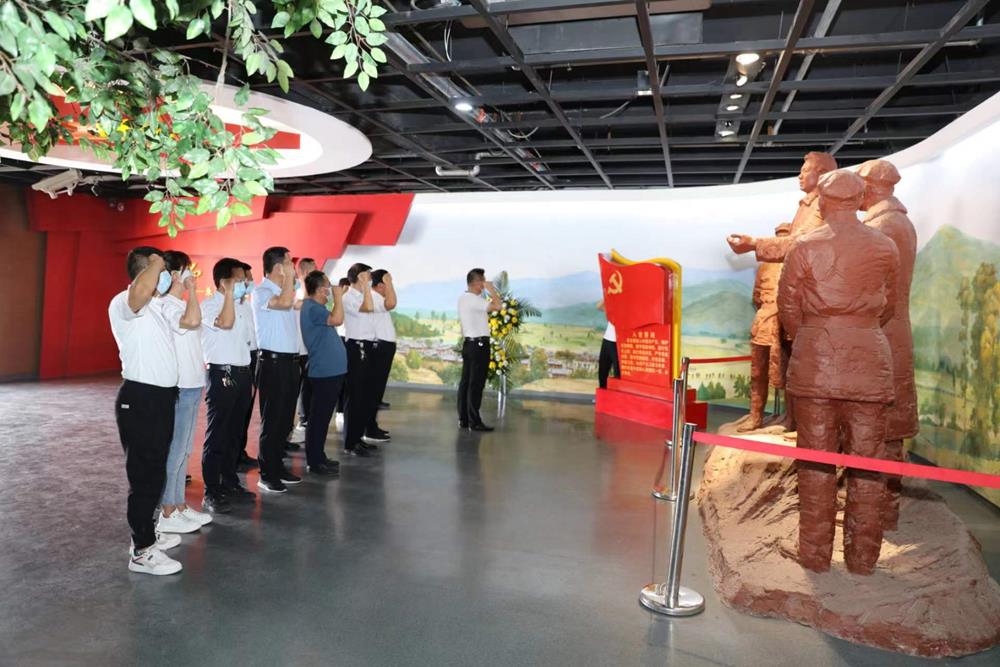 107ce26d4e494d8fb38dbdb8e343552b.jpg 107ce26d4e494d8fb38dbdb8e343552b.jpg