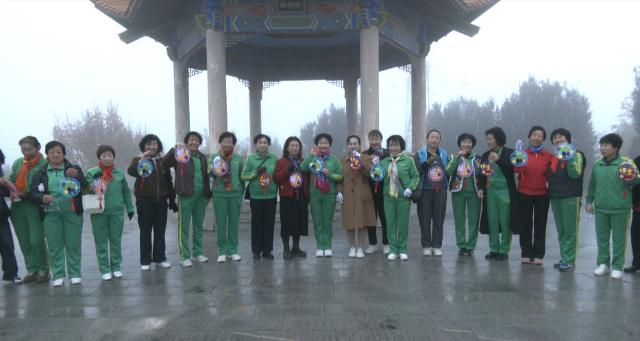 【网络中国节·重阳】合水县兴业路社区开展“赏秋迎重阳 畅叙邻里情”徒步登高活动189