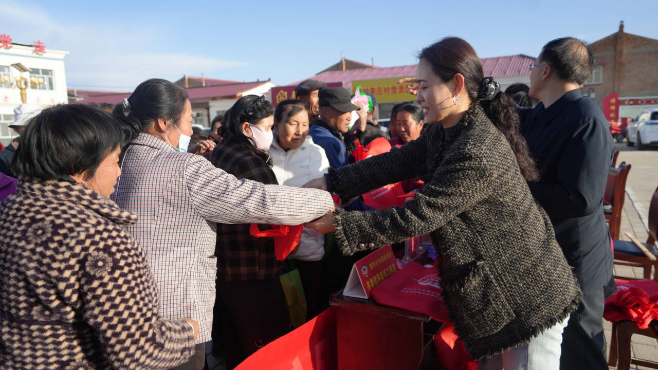 1763108208504088515.jpg 471948d9d81948116fa77fe66a9ba01a_720.jpg