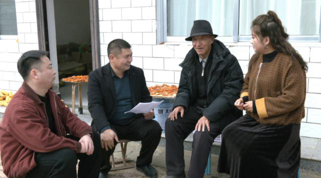 【四中全会精神在基层】合水县板桥镇:庭院传党音 实干践初心120