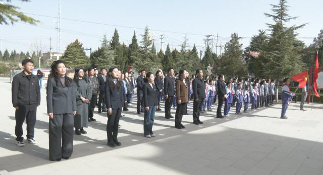 【网络中国节·清明】传承红色基因 凝聚奋进力量----合水县各单位开展清明祭扫活动466