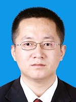 万 昊